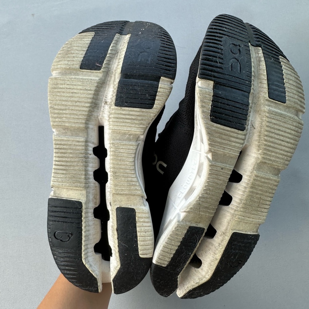 On Running Cloudnova Phantom Sneakers Shoes Women Size 7.5 Black - Picture 9 of 11